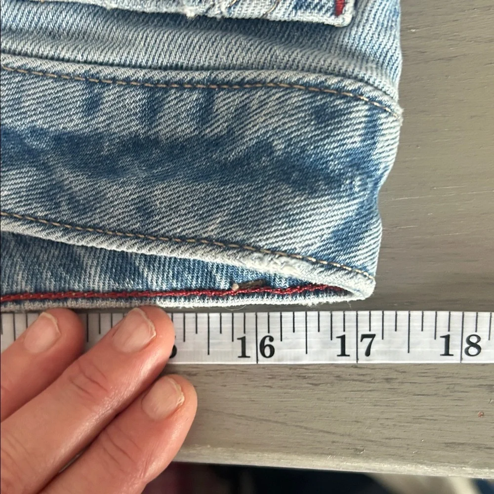 Classic edgely Blue Denim Jeans - Picture 6 of 8